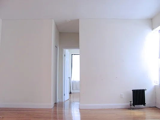 Rented by Bohemia Realty Group | media 2