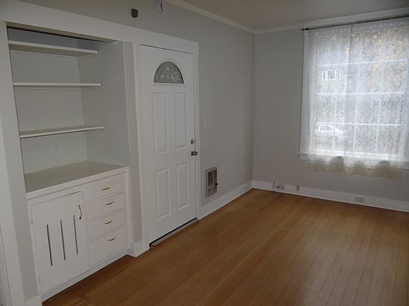 5th image of 2330 McKinley Ave #2330