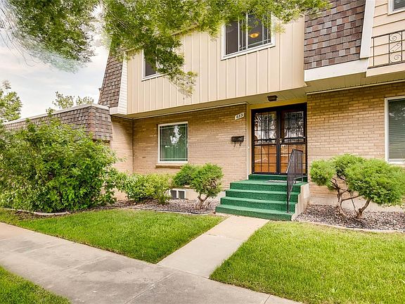 3rd image of 689 S Zinnia Ct