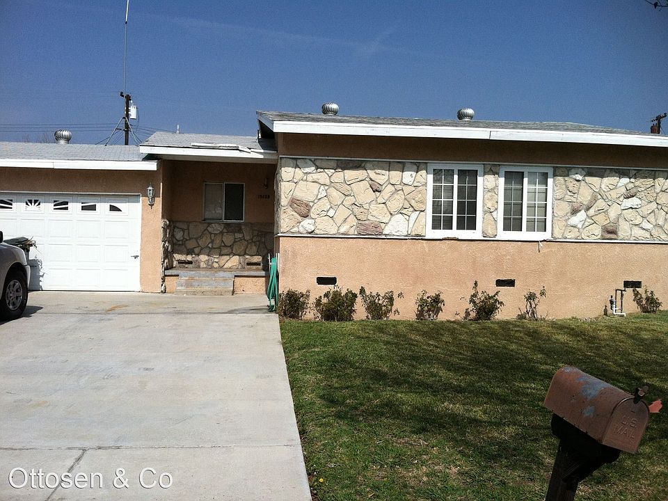 2nd image of 15639 Dubesor St