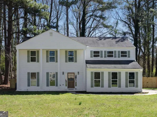 513 S Malton Ct, Stone Mountain, GA 30083