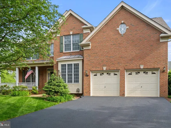 15077 Sycamore Hills Pl, Haymarket, VA 20169