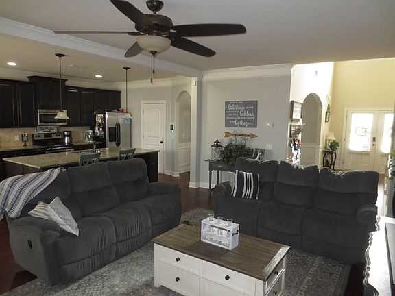 5th image of 605 Stockport Ct