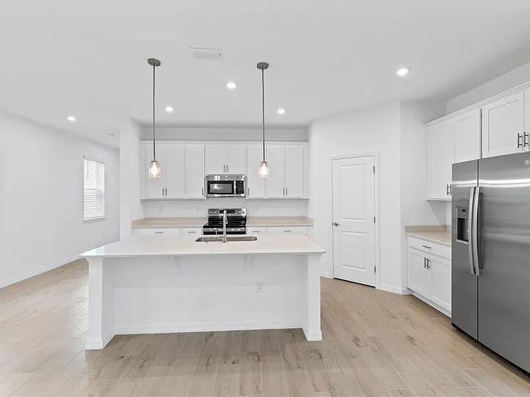 5746 Stockade Blvd — Photo 3