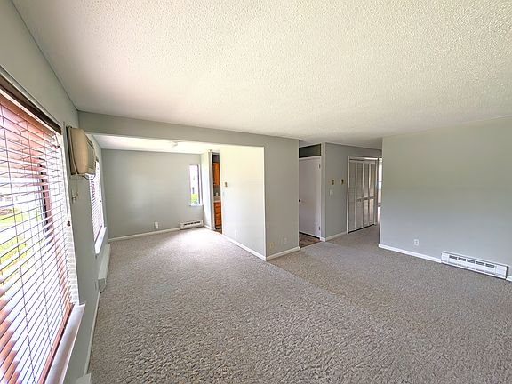 3rd image of 3 Burr St #3C