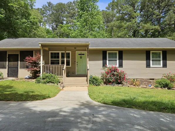 2173 Old Jackson Rd, Locust Grove, GA 30248