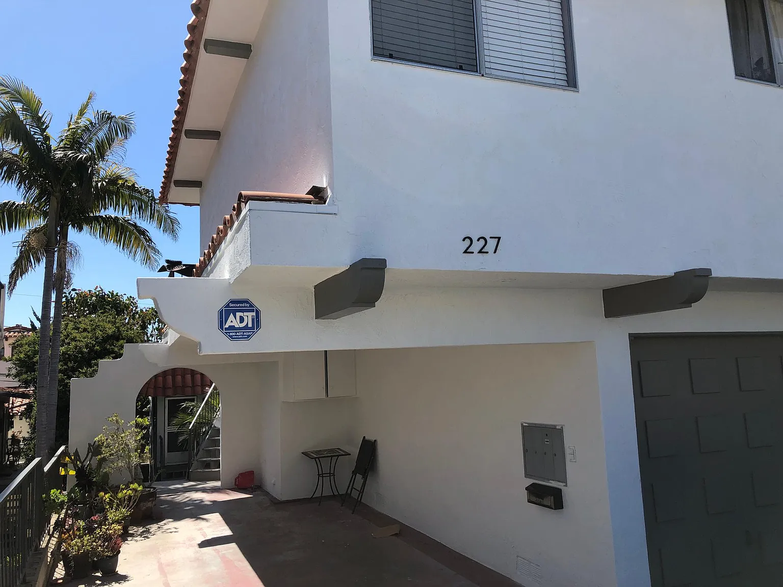 2 bed, 840 sqft, $2,950 — Photo 2