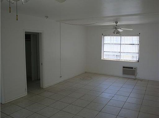 5th image of 9920 Collins Ave APT 17