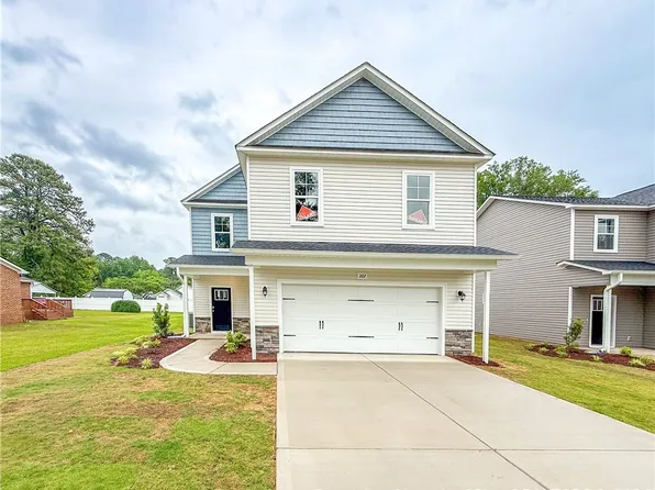 207 4th St, Erwin, NC 28339