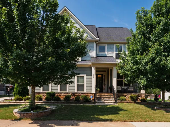 124 Restonwood Dr, Apex, NC 27539