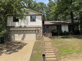 1807 Shumate Dr, Little Rock, AR 72212