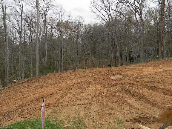 2nd image of 2762 Horse Pen Creek Rd