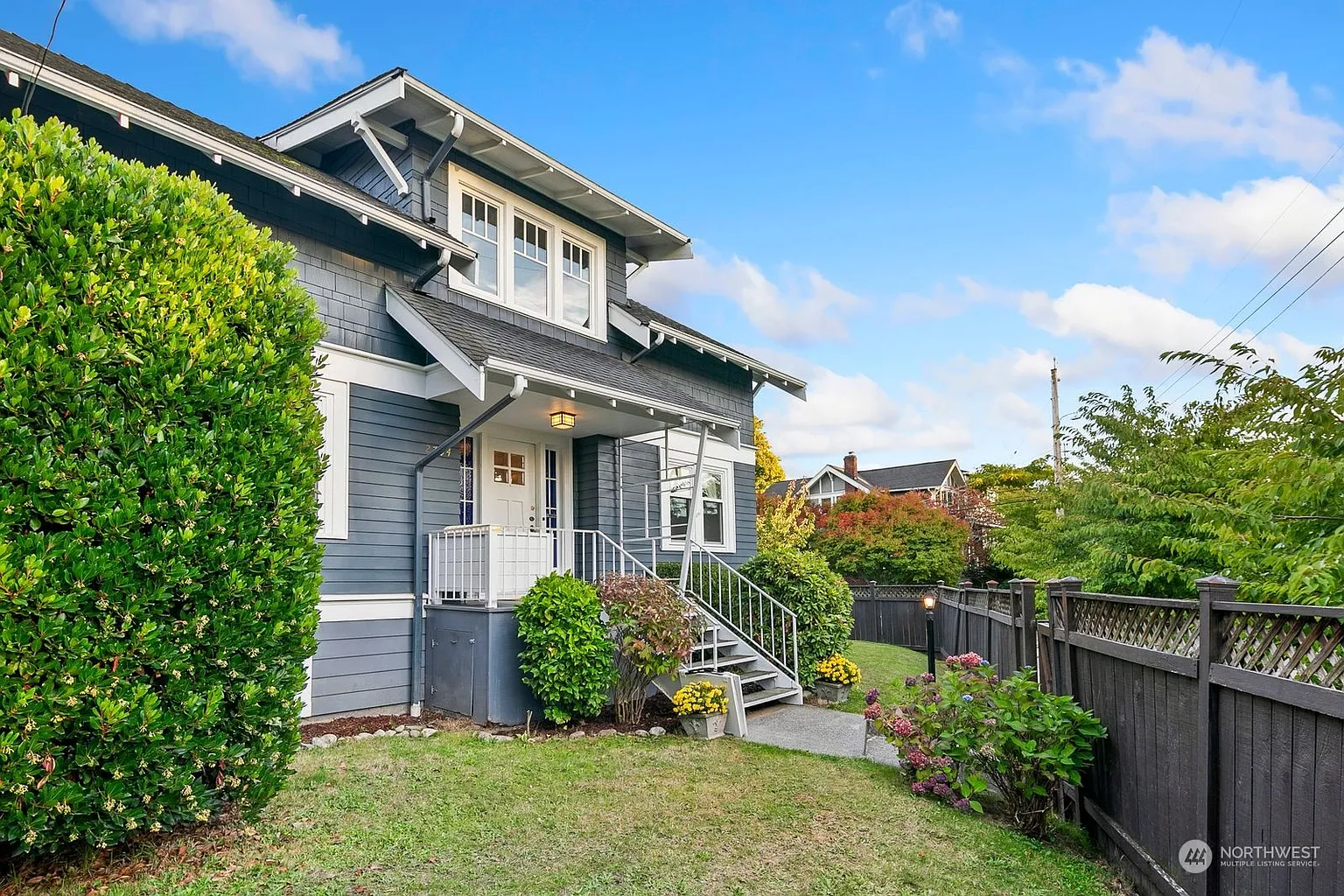 2704 9th Avenue W photo 1
