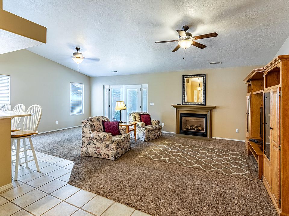 1825 W Mathis Park Pl Saint UT, 84770 Apartments for Rent