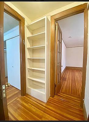 5th image of 231 E 50th St #40E