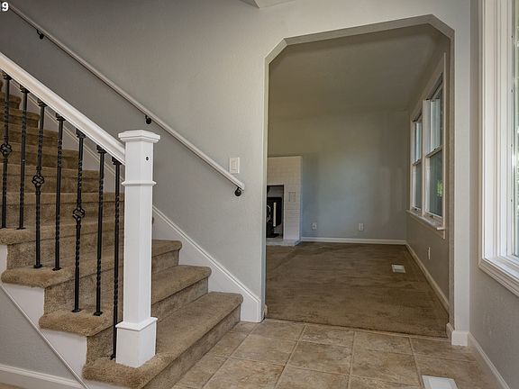 3rd image of 1626 Goldcrest Ave NW
