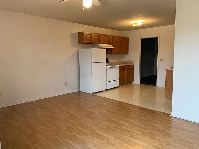 2nd image of 1738 Brooklyn Dr