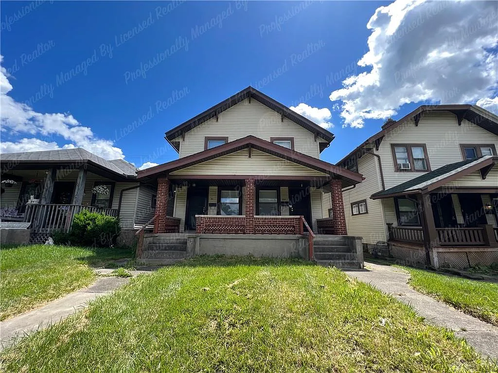 2 bed, 1.0 bath, $950 — Photo 1