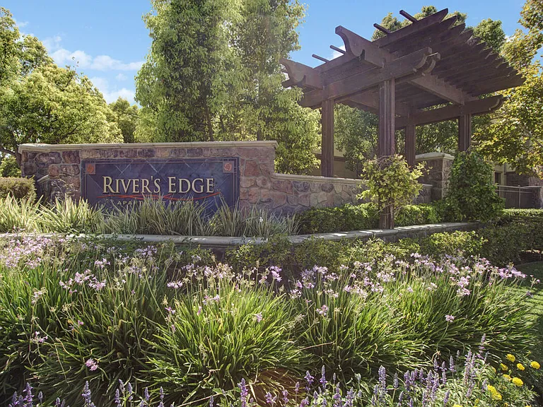 Rivers Edge — Photo 7
