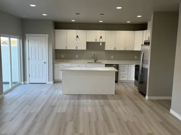 7622 McDougall Ave NE #3, Moses Lake, WA 98837