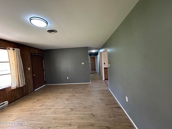 5th image of 94 Ridge View Rd