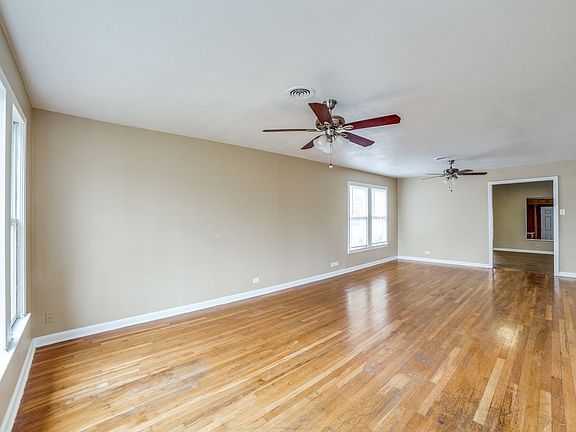 5th image of 1539 W Kings Hwy