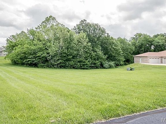 2nd image of 1548 Fountainhead Ln