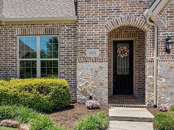 3rd image of 7571 Orchard Hill Ln