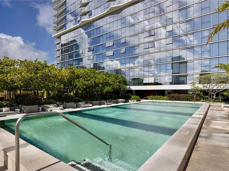 888 Kapiolani Blvd #4501 — Photo 8