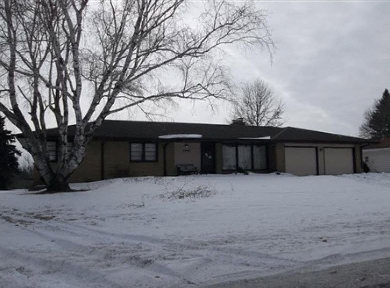 1st image of 3260 City View Dr