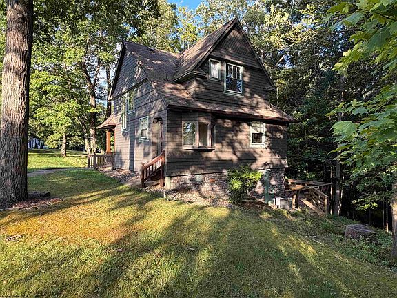 2nd image of 7 Kerens Hill Rd
