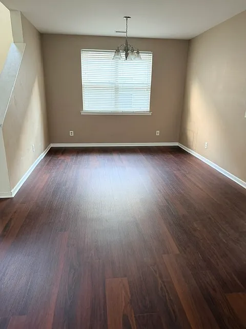 4 bed, 2.5 bath, 2080 sqft, $2,250 — Photo 4