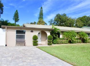 2041 Sandrala Dr, Sarasota, FL 34231
