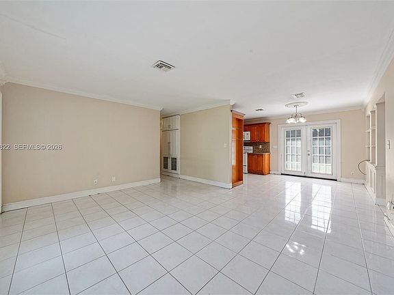 3rd image of 2419 NW 8th Ave