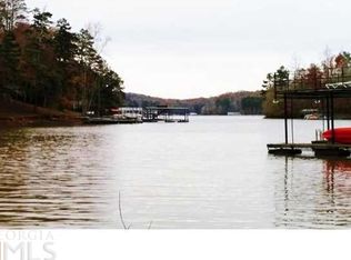 73 Lake Dr, Dawsonville, GA