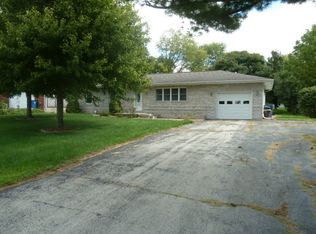 505 N Grove St, Colfax, IL 61728