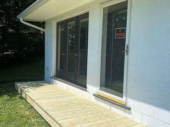 3rd image of 1452 W State Route 551