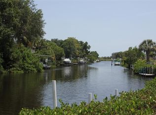 19 Lafitte Dr, Nokomis, FL 34275