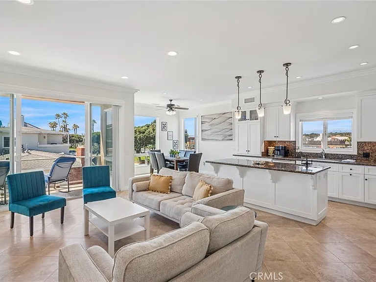 6111 Seashore Dr — Photo 16