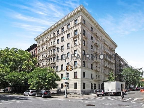 5th image of 1858 7th Ave APT 2D