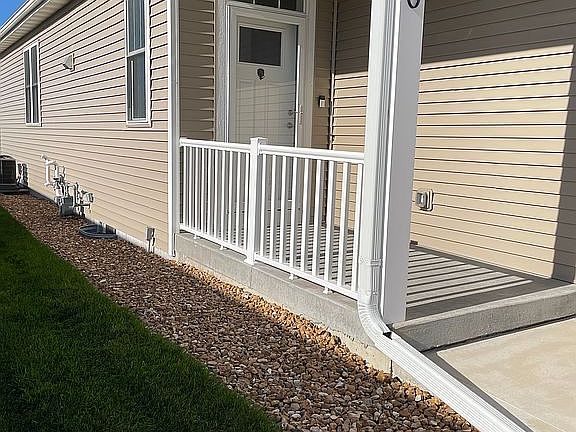 5th image of 720 Nina Dr