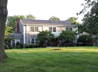 568 Ridge Rd, Fair Haven, NJ 07704