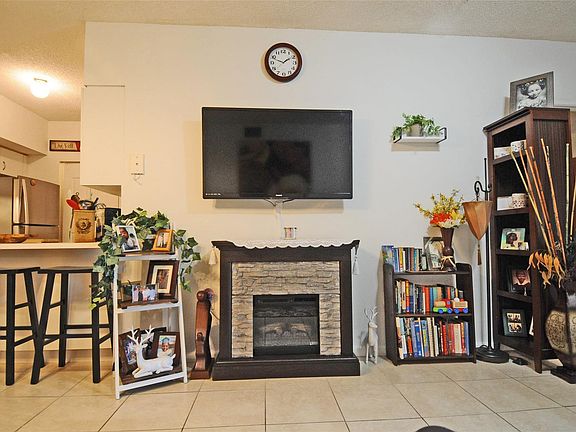 5th image of 3221 Sabal Palm Manor #102