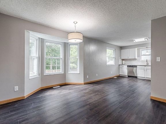 5th image of 8533 Priestley Dr