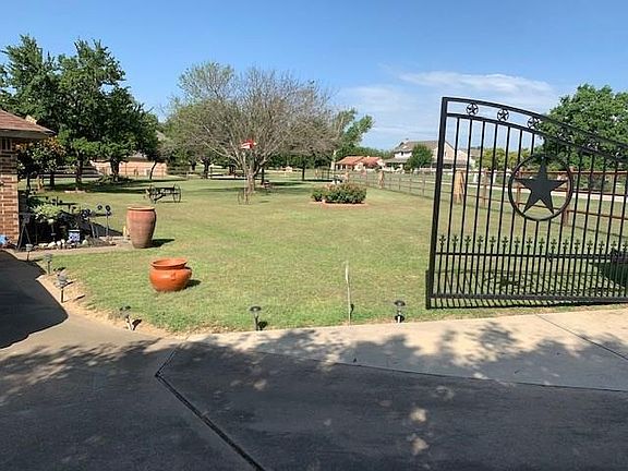 4th image of 9117 Dove Ct