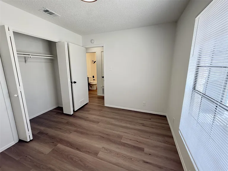2305 Whitlow Cv — Photo 8