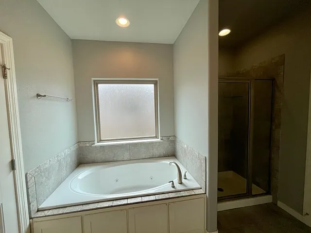 2903 SW Briar Creek Ave — Photo 3