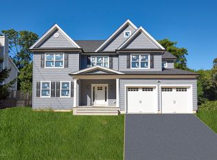 144 Chestnut Ave, Atlantic Highlands, NJ 07716
