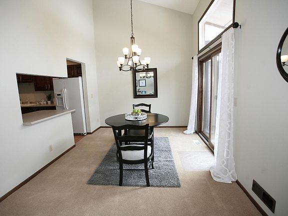 4th image of 161 Birnamwood Dr