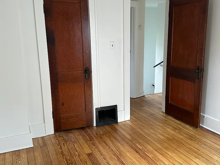137 E Emerling Ave — Photo 18